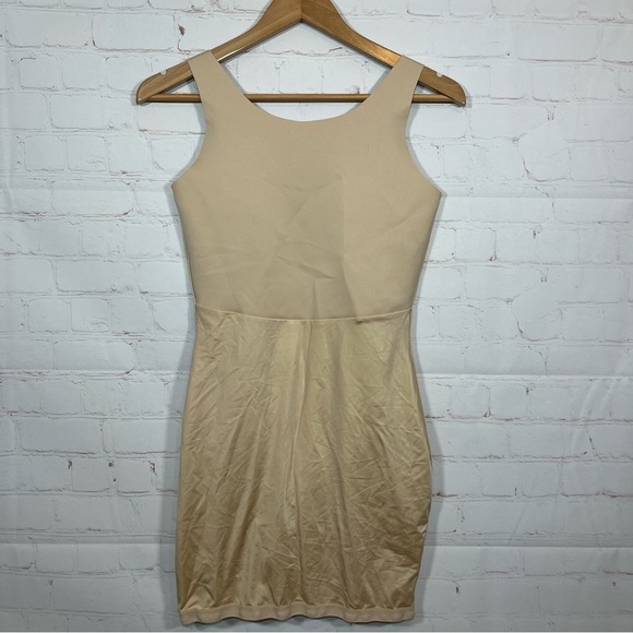 Maidenform Shapewear Dress Built-in Bra Bodysuit Lined Tan Size XL - Picture 10 of 11